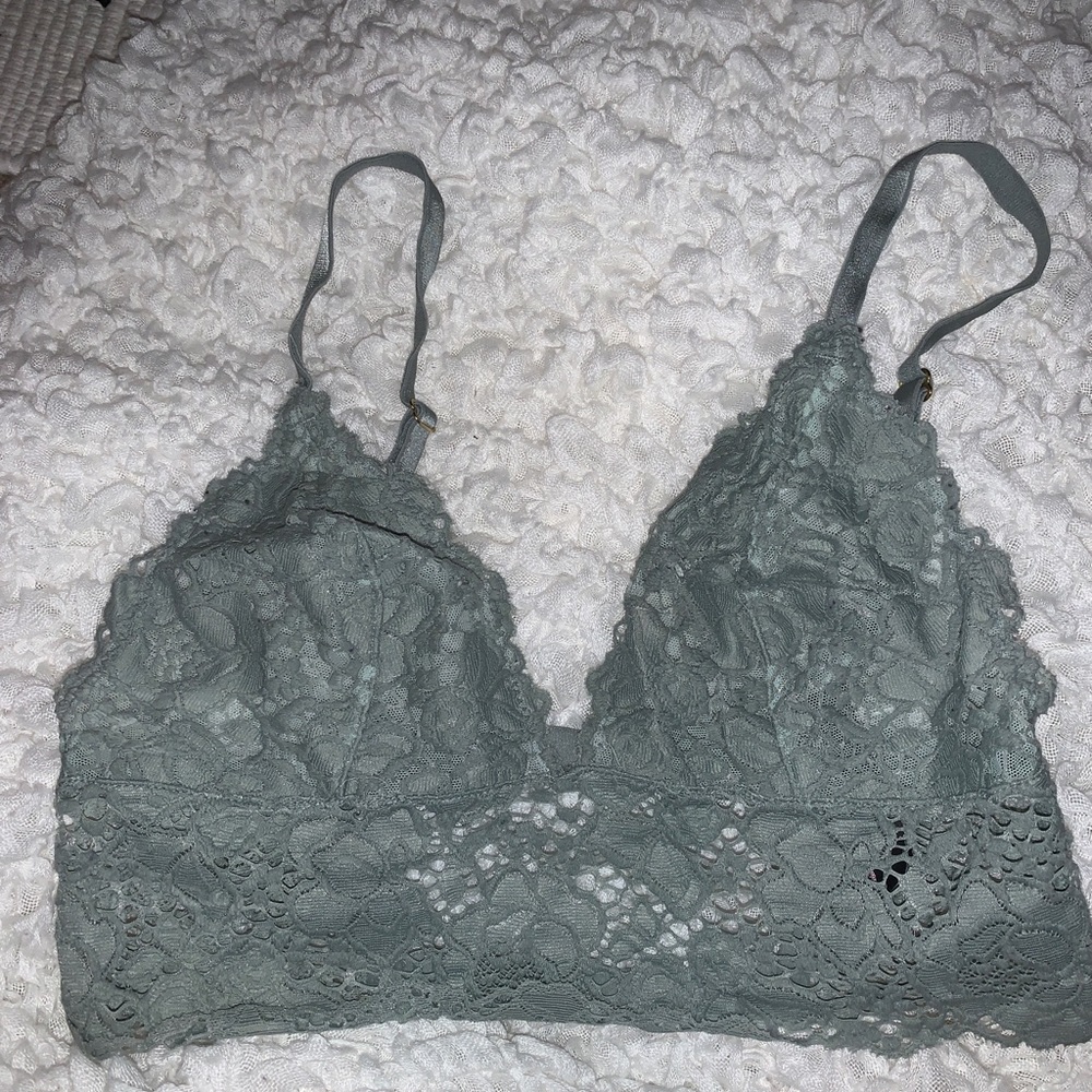 Green lace Vitoria’s Secret Bralette